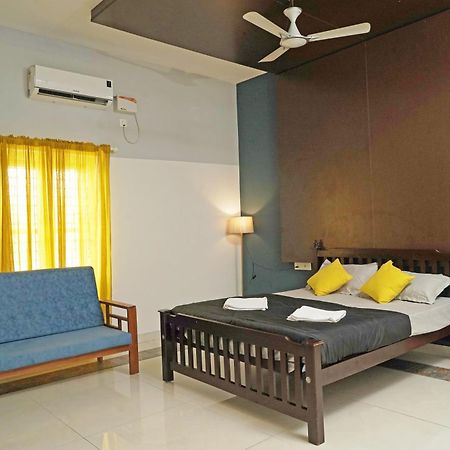Orange Valley Town Residency Thiruvananthapuram Esterno foto