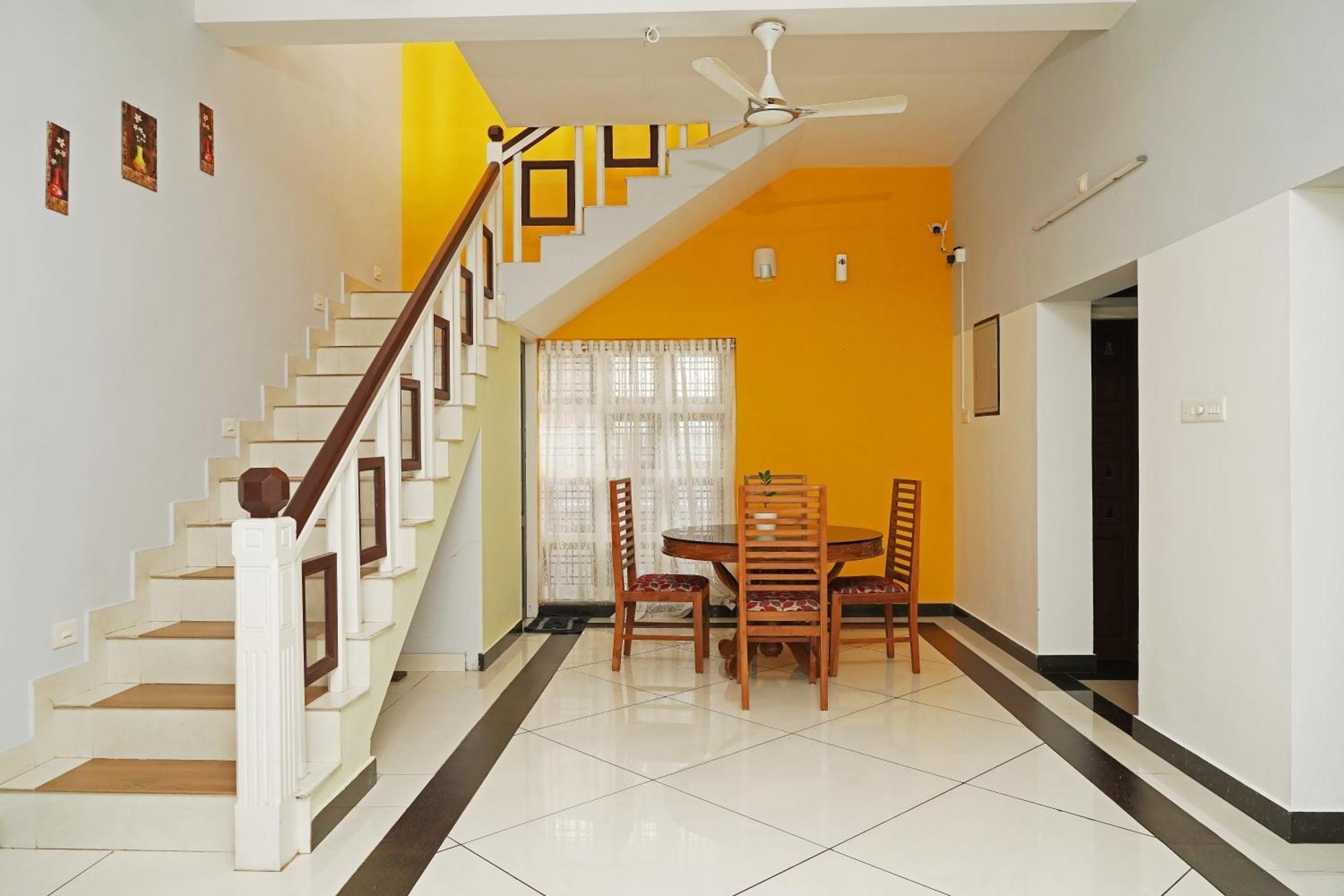 Orange Valley Town Residency Thiruvananthapuram Esterno foto